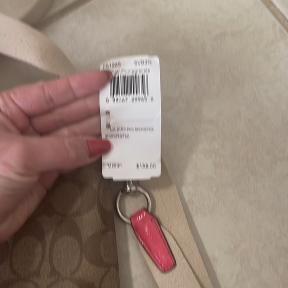 New coach crossbody purse - Picture 4 of 4